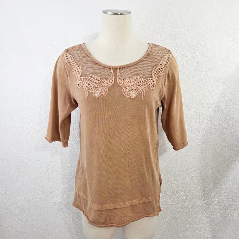 Free People tan brown crochet lace tee short sleeve distressed women's size XS